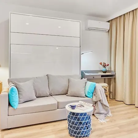 아파트 Golden Hour Apartments- Plac Slowianski 26